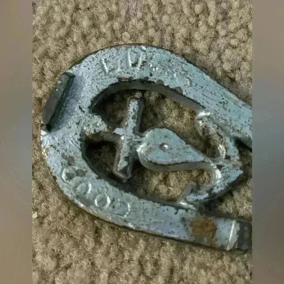 Vintage Cast Iron Horseshoe With anchor - Picture 4 of 4